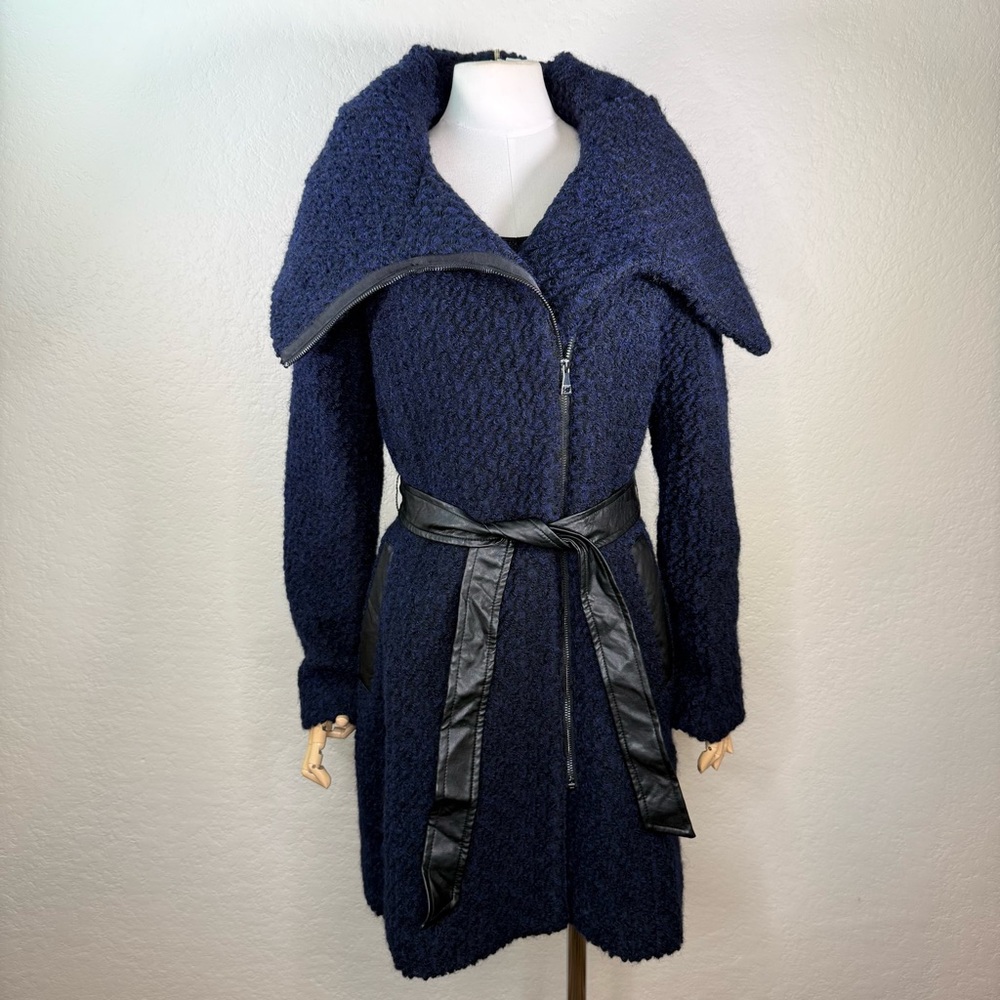 Cole Haan Signature Wool Blend Bouclé Belted Coat Jacket EUC Like New Size 8 - Picture 2 of 16